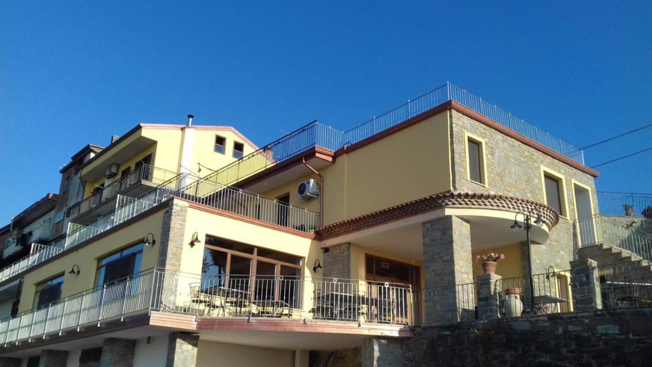 Agriturismo Gli Antichi Sapori - Con Stazione Di Ricarica Veicoli Elettrici Vatolla Ngoại thất bức ảnh
