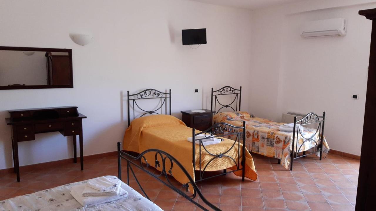 Agriturismo Gli Antichi Sapori - Con Stazione Di Ricarica Veicoli Elettrici Vatolla Ngoại thất bức ảnh