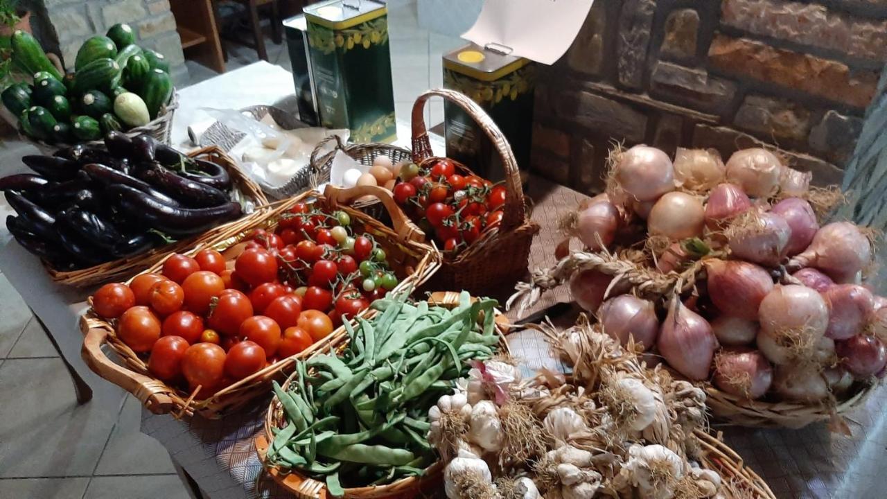 Agriturismo Gli Antichi Sapori - Con Stazione Di Ricarica Veicoli Elettrici Vatolla Ngoại thất bức ảnh